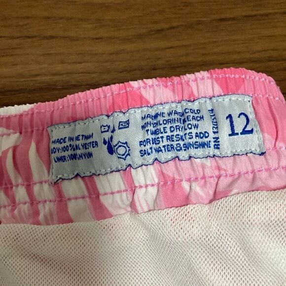 Strong Boat Classic Boys Swim Trunks in White/Pink Frond Print. Size 12. - Picture 9 of 9